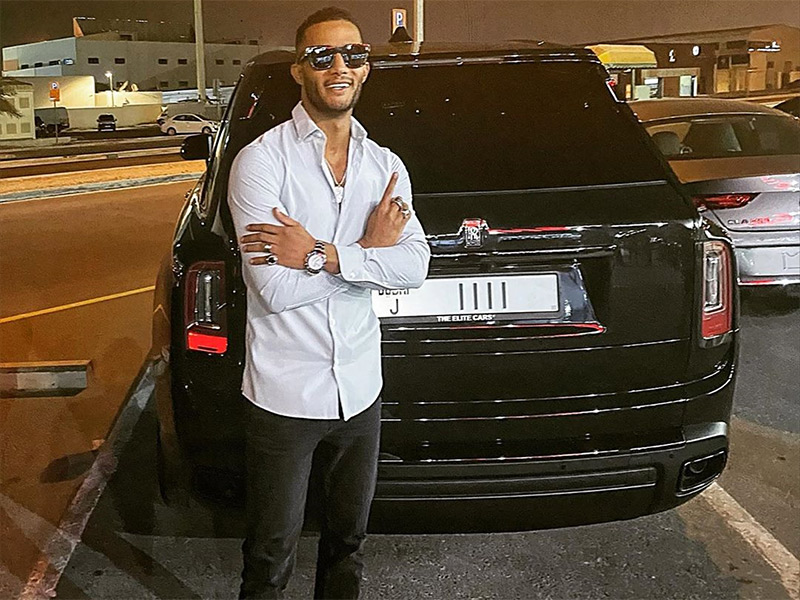 محمد رمضان يشتري سيارة رولز رويس كولينان جديدة